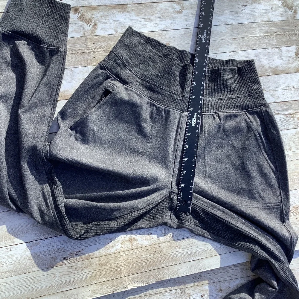 Athleta Venice Joggers XS fits S Gray - Picture 14 of 16